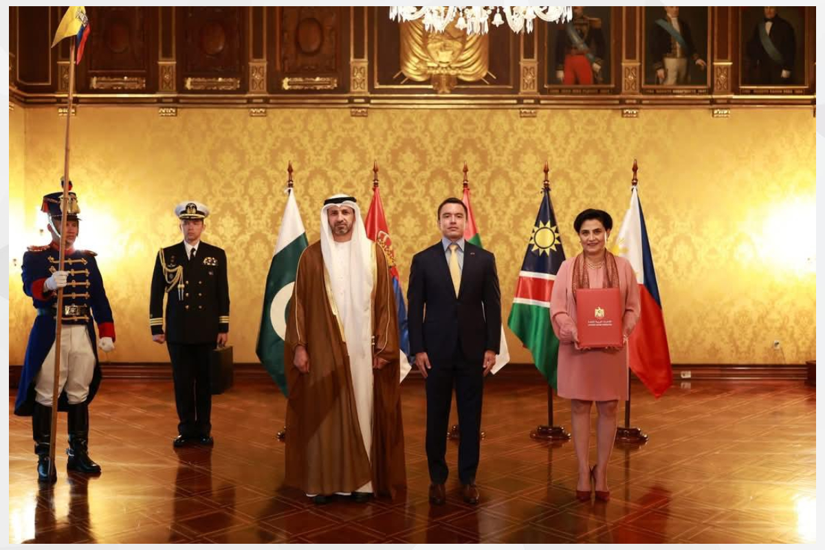سفير الإمارات يقدم أوراق اعتماده لرئيس الإكوادور