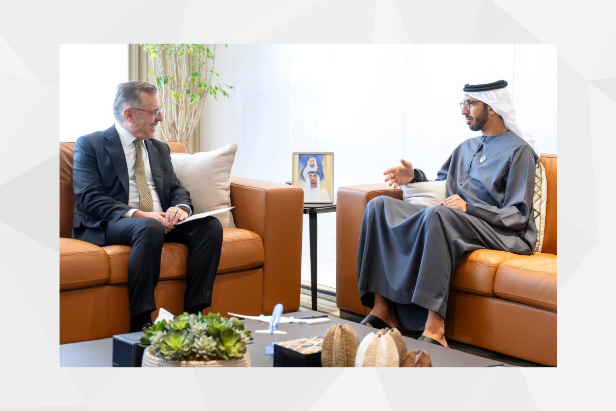 His Excellency Sheikh Shakhboot Bin Nahyan Al Nahyan, Minister of State, received His Excellency Lutfullah Goktas, Ambassador of the Republic of Türkiye to the UAE, to discuss topics of mutual interest, including ways of enhancing cooperation between the two countries, particularly in economy and trade.
